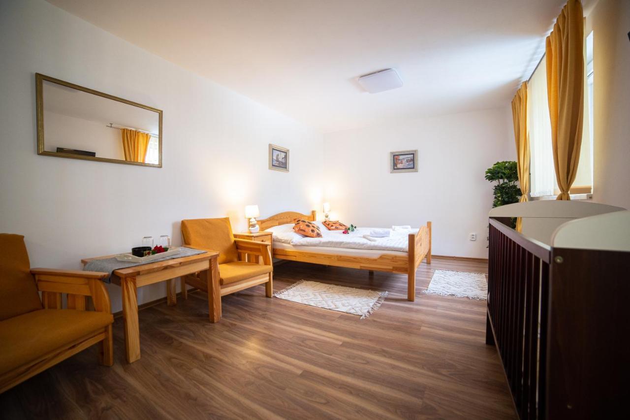 Penzion Palatin Rajecké Teplice Exteriér fotografie